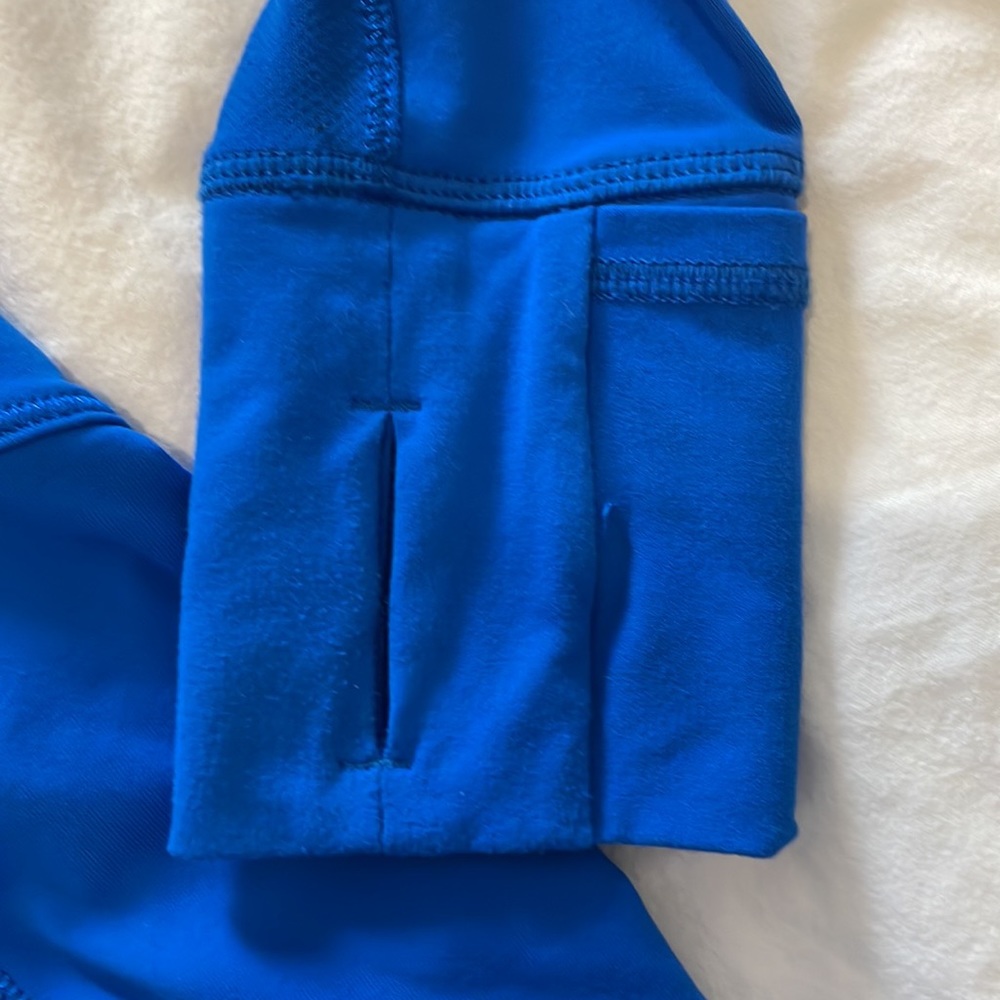 Lulu lemon half zip - Picture 2 of 2